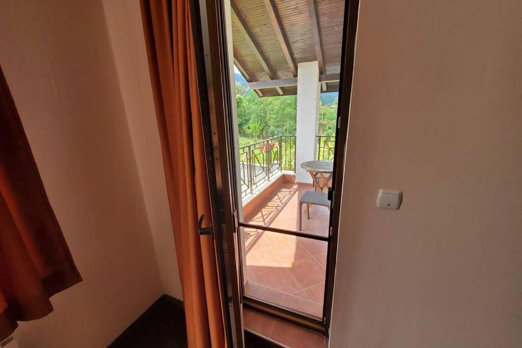 Двете Къщи В Планината Villa Beli Oszam Kültér fotó